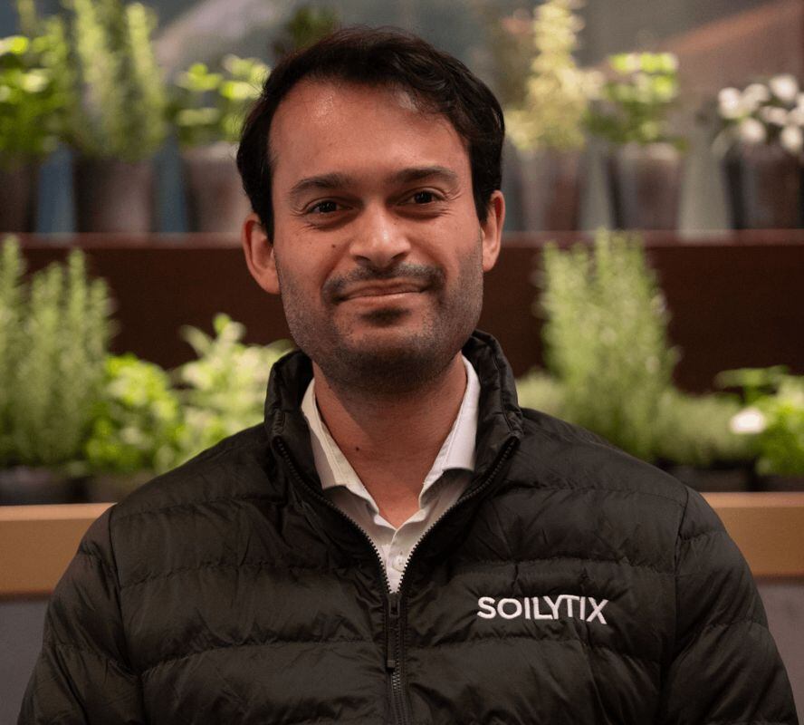 Soilytix co-founder and CSO Tim Rajakumar: “AI is producing very large numbers of potentially testable candidates. But if they all still have to pass through expensive laboratory, greenhouse and field experiments, simply generating more candidates can make the bottleneck worse.”