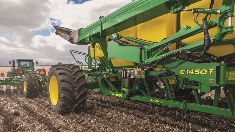 John Deere's C1450T air cart