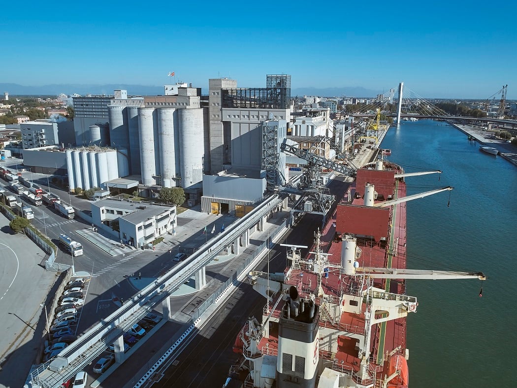 Cereal Docks' soy crushing plant gets RTRS certification